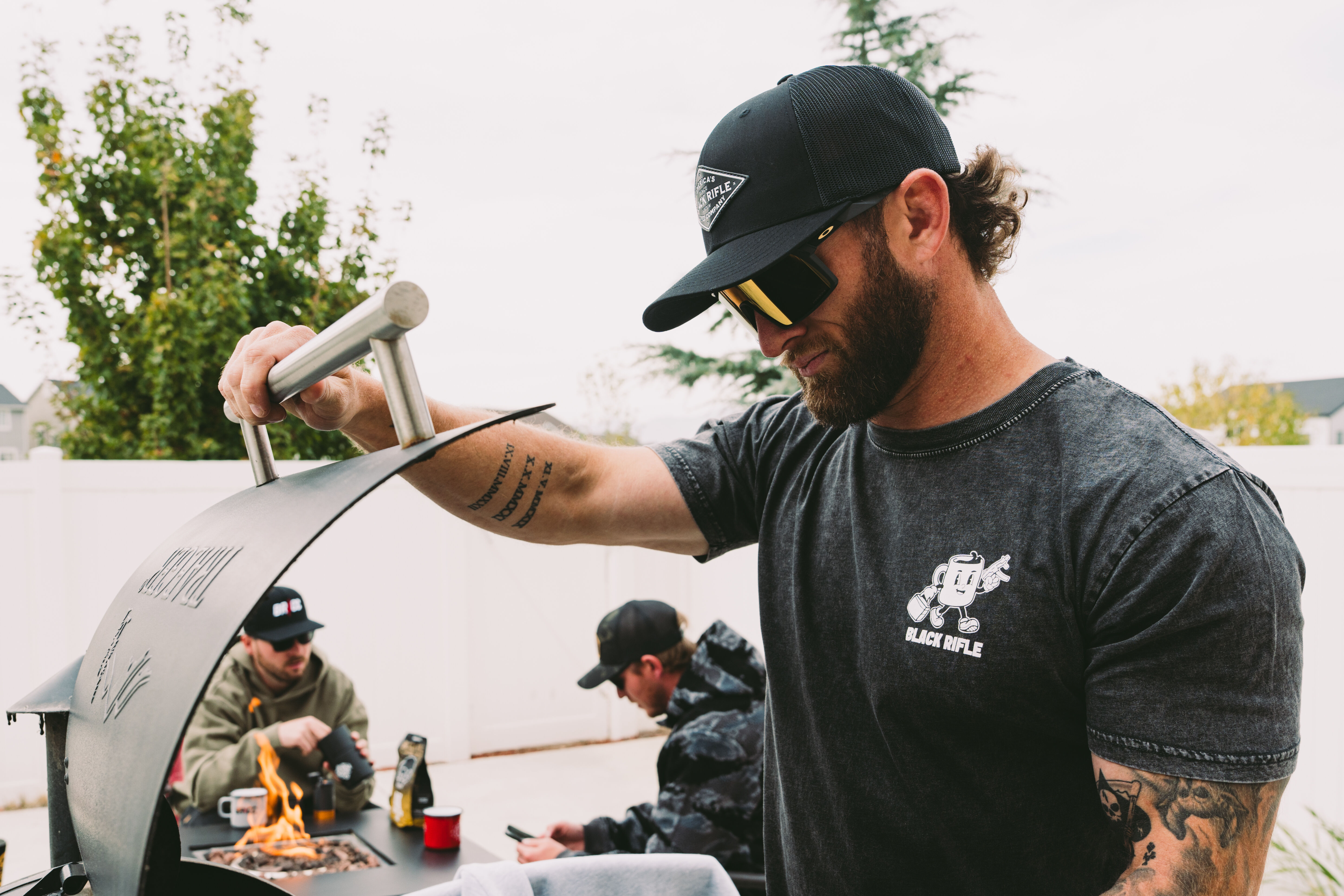 Cappello Trucker Black Rifle Coffee Company, Mimetico Nero, Taglia Unica Uomo